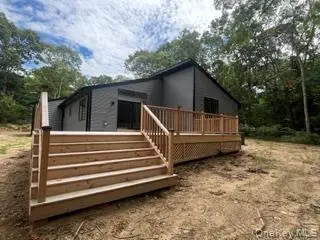 17 Bittersweet Avenue, Hampton Bays, NY 11946 - #3