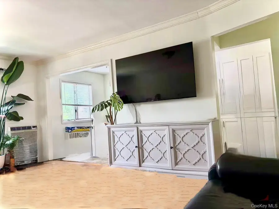 6927 169th Street, Fresh Meadows, NY 11365 - #2