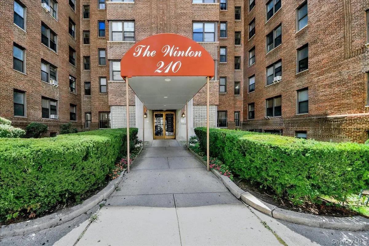 210 Martine Avenue #5F, White Plains, NY 10601 - #1