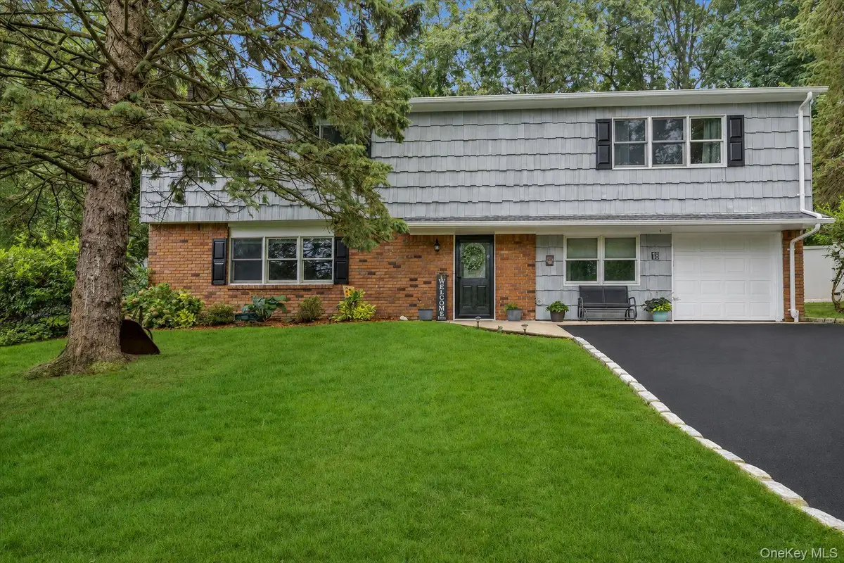 18 Kathy Court, Northport, NY 11768 - #1