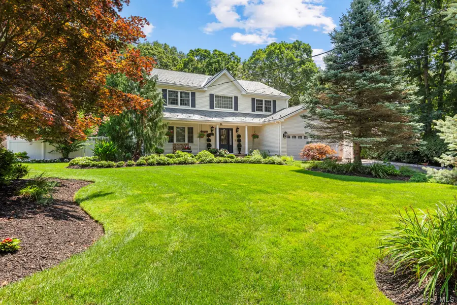 35 Pine Ridge Drive, Smithtown, NY 11787 - #3