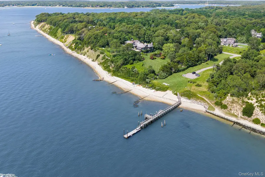 16 Barclay Drive, Sag Harbor, NY 11963 - #3