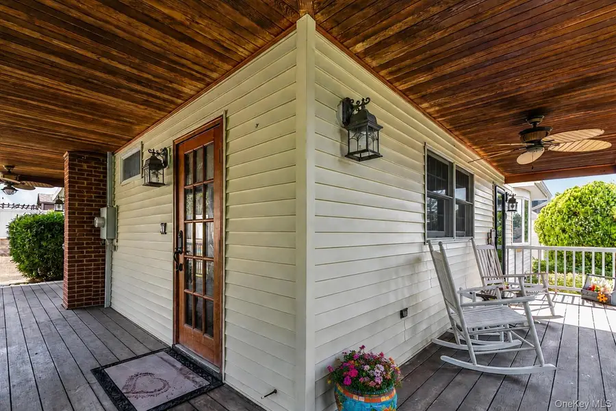 14 Coles Place, Northport, NY 11768 - #3
