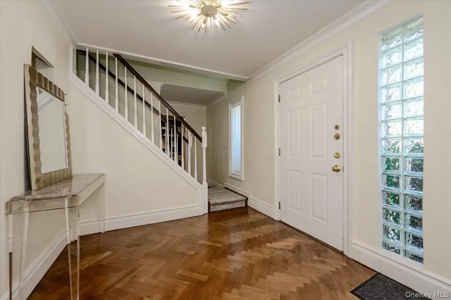 634 Jarvis Avenue, Far Rockaway, NY 11691 - #2
