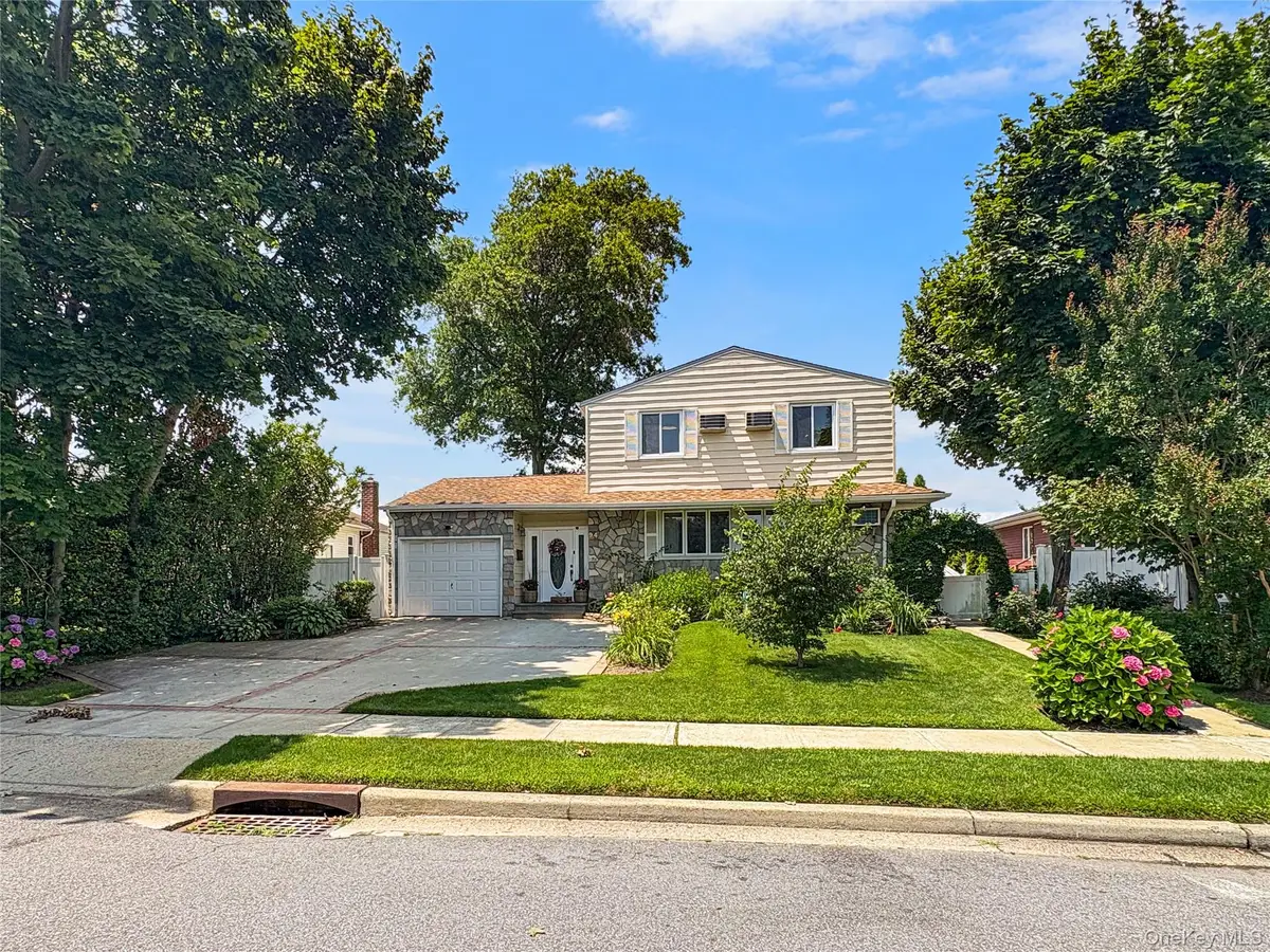 94 Massapequa Avenue, Massapequa, NY 11758 - #1