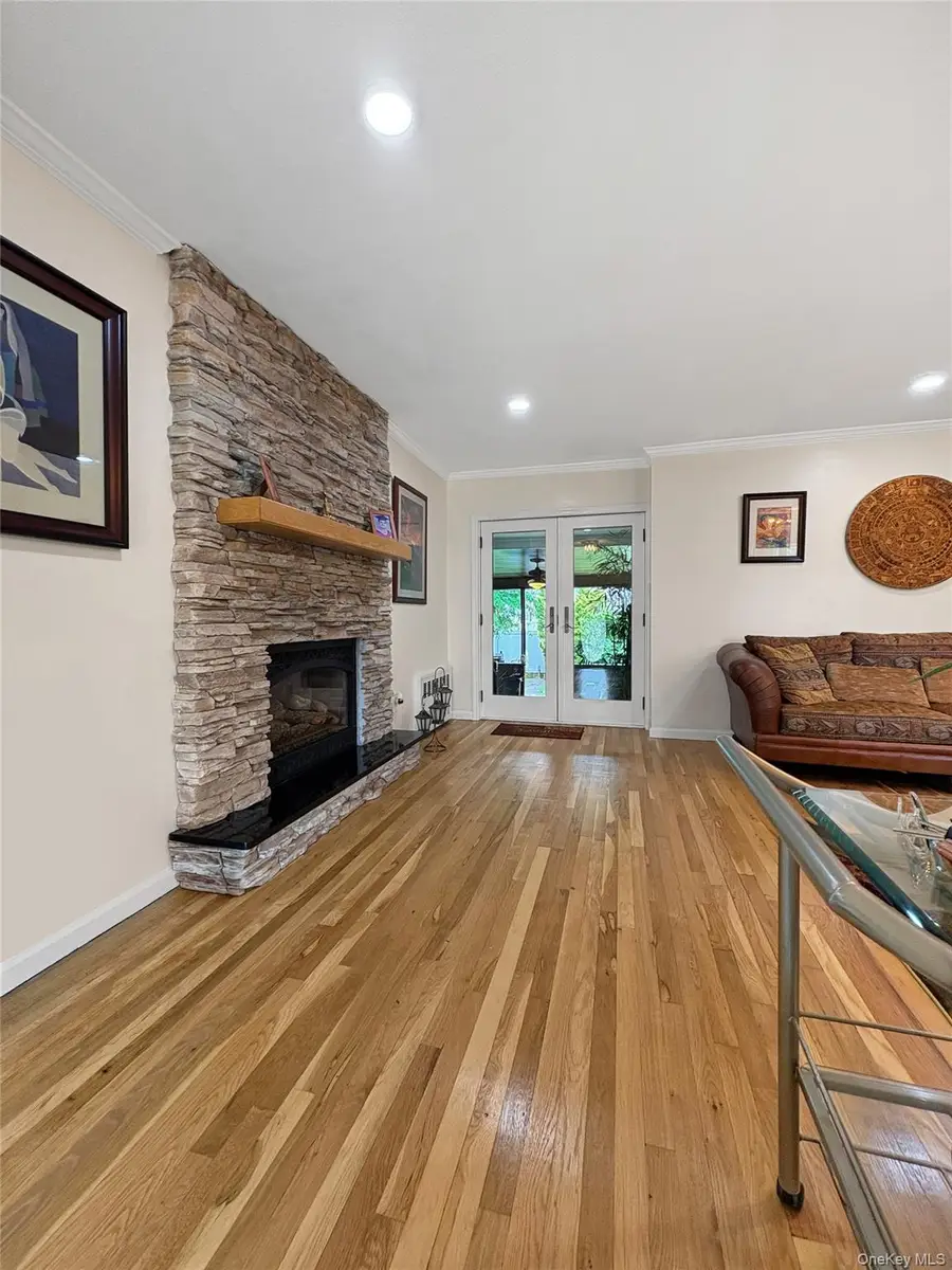 94 Massapequa Avenue, Massapequa, NY 11758 - #3