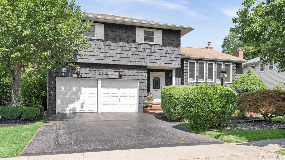 20 Acorn Lane, Plainview, NY 11803 - #1