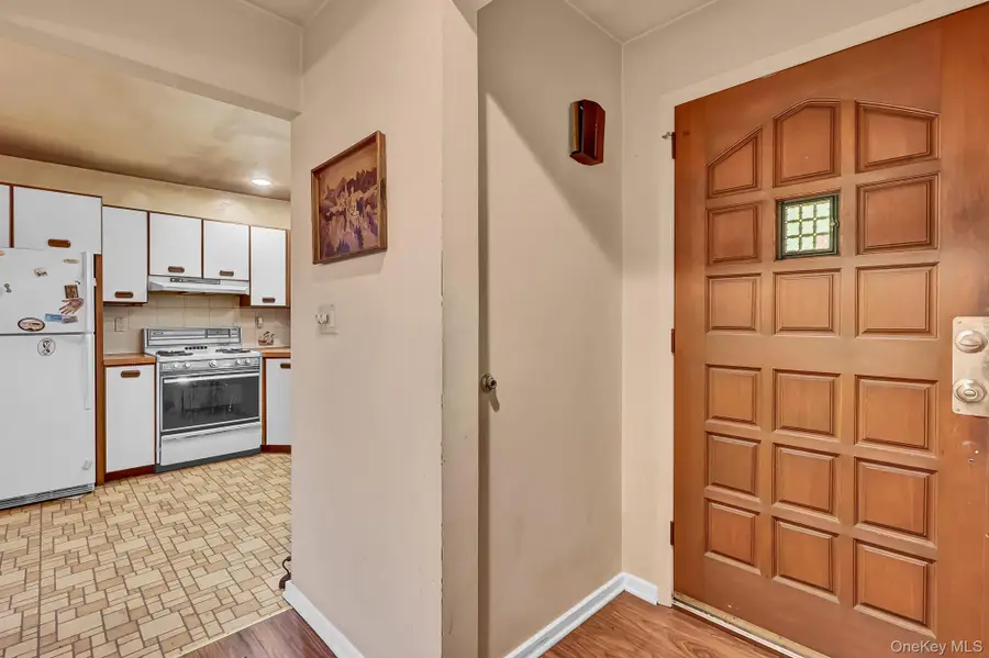 505 Leonard Boulevard, New Hyde Park, NY 11040 - #3