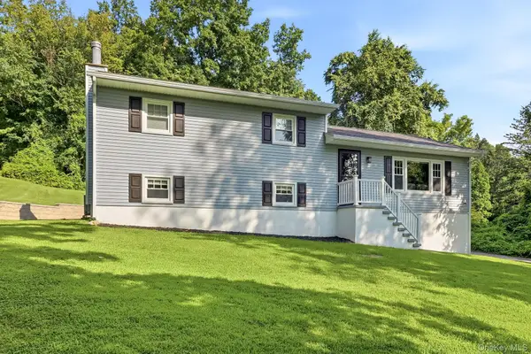 8 Brothers Road, Poughquag, NY 12570