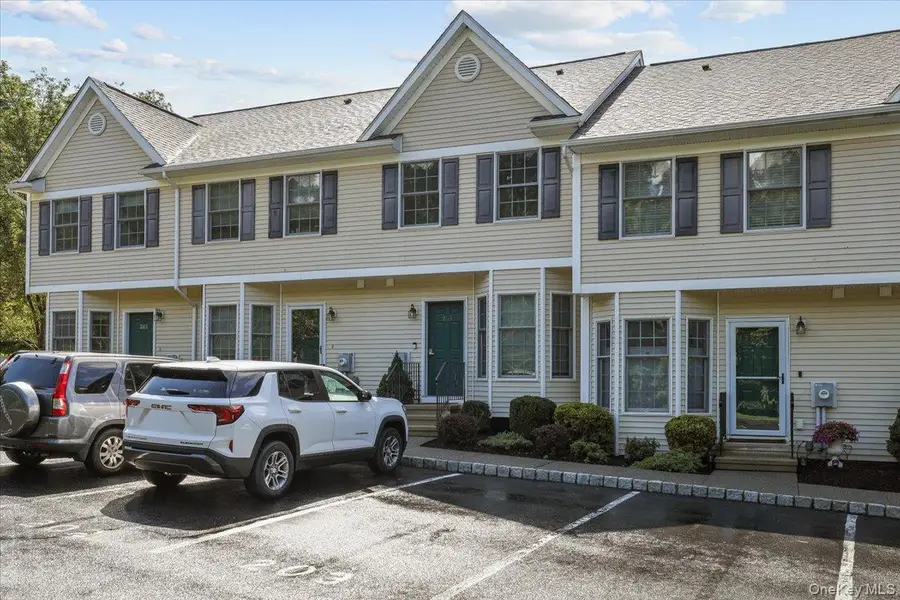 203 Alexandra Court, Carmel, NY 10512 - #2