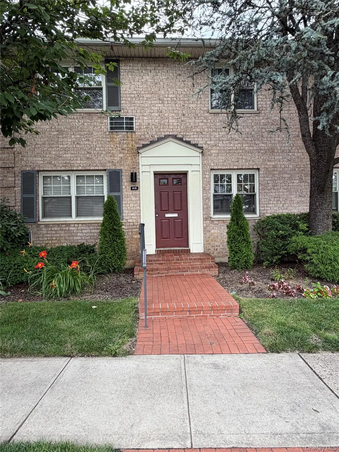 415 Merrick Road #1L, Rockville Centre, NY 11570 - #1