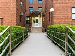 2645 Homecrest Avenue #3G, Brooklyn, NY 11235