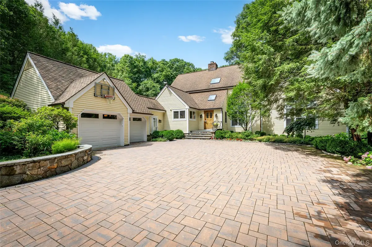 55 Old Logging Road, Bedford, NY 10506 - #1