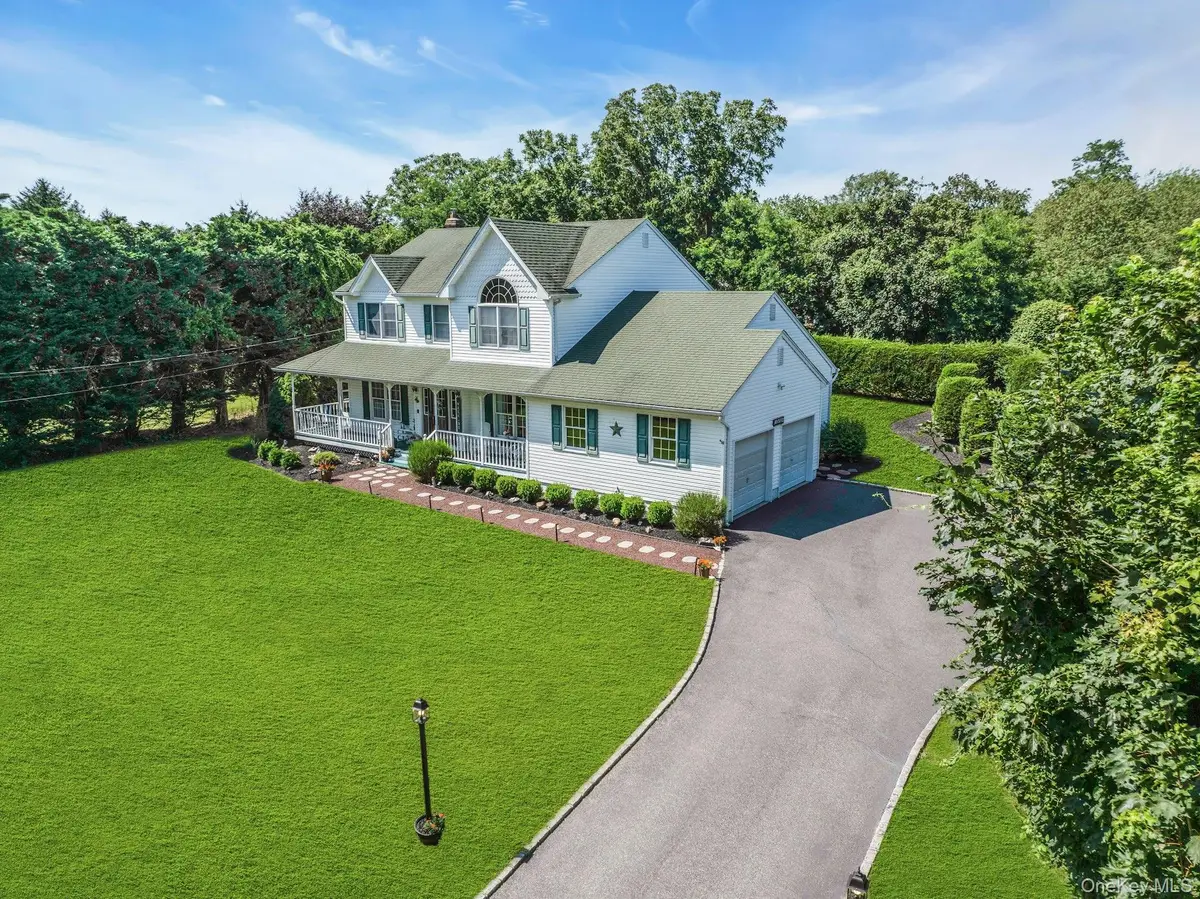 705 Fanning Road, New Suffolk, NY 11956 - #1