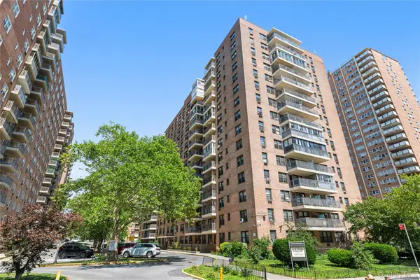 42-55 Colden Street #15J, Flushing, NY 11355