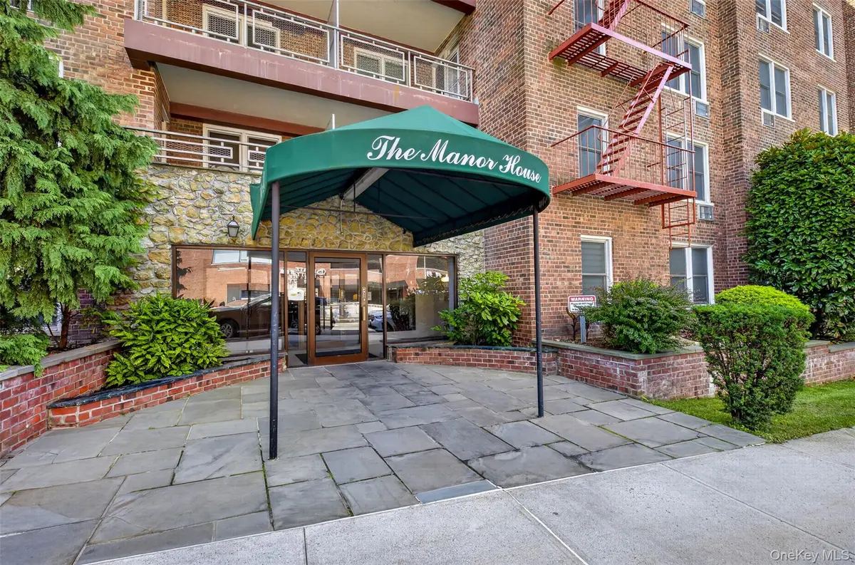 241-20 Northern Boulevard #3P, Douglaston, NY 11362 - #1