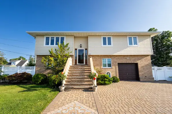 222 N Pine Street, Massapequa, NY 11758