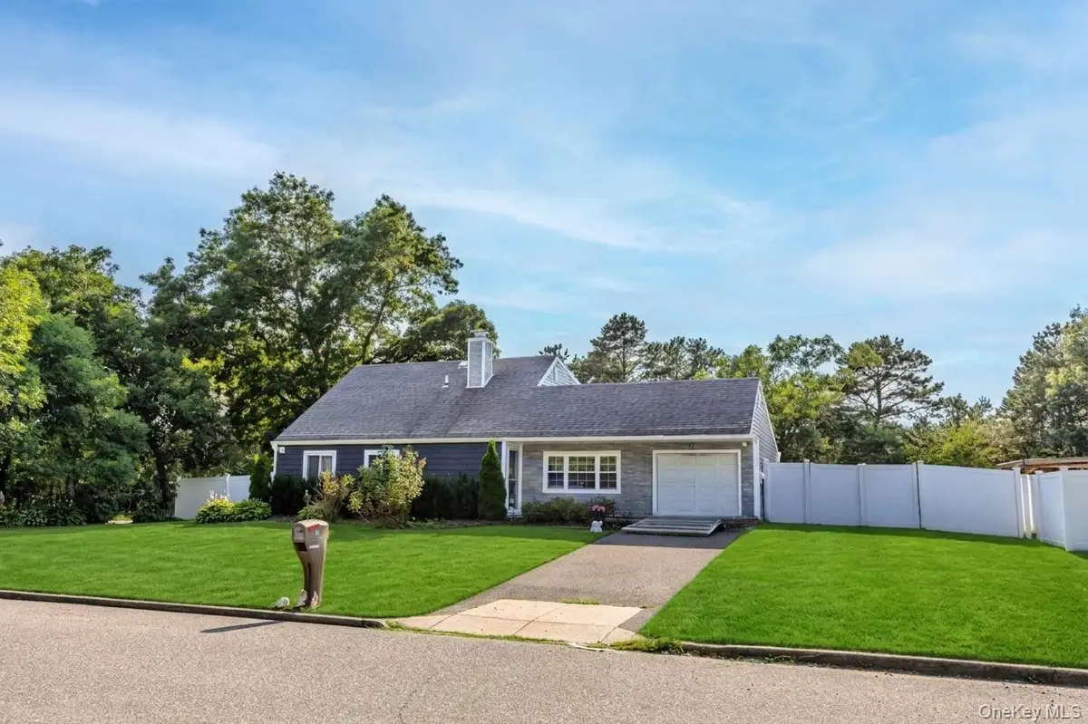 72 S Village Drive, Bellport, NY 11713 - #1