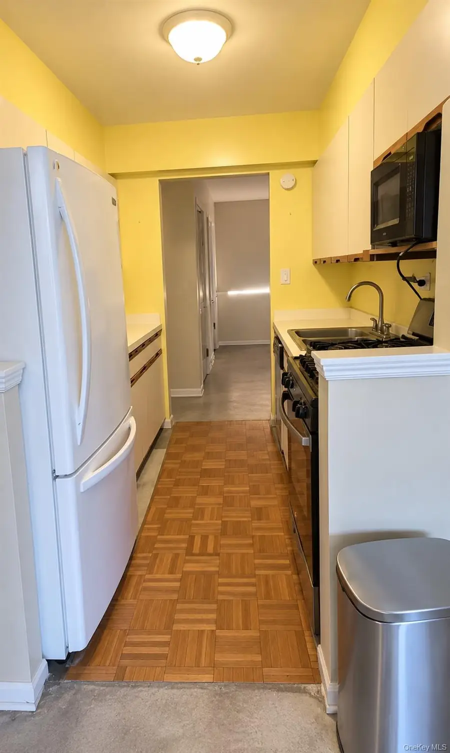 55 S Bergen Place #1 B, Freeport, NY 11520 - #3