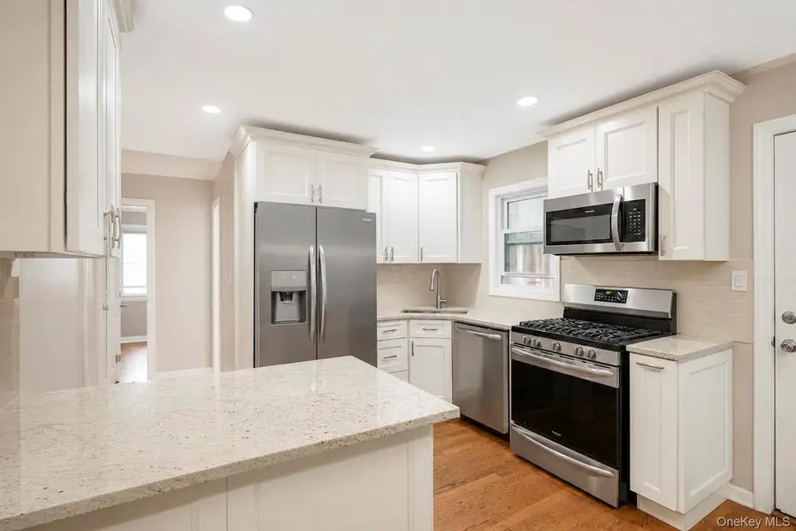 52 E Fenimore Street, Valley Stream, NY 11580 - #2