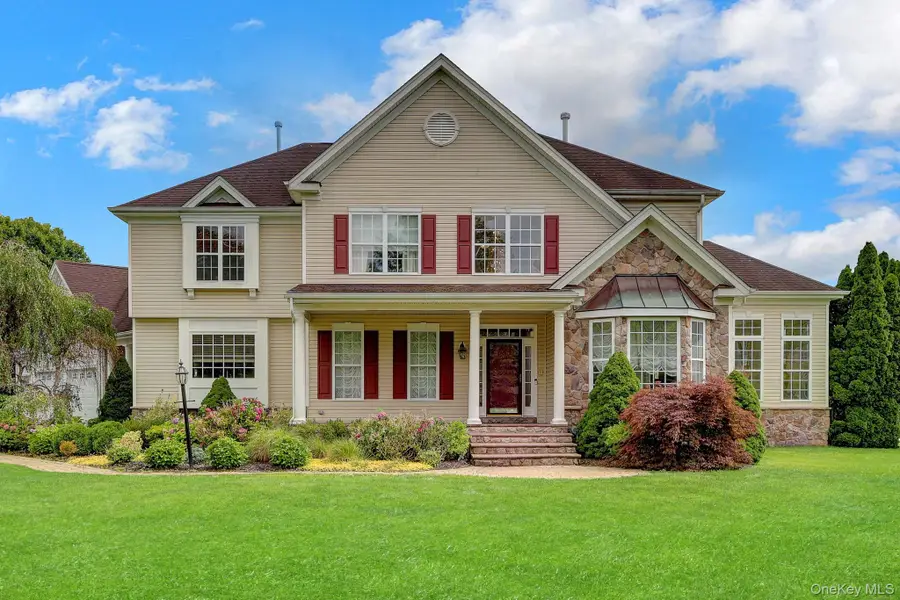 7 Brookline Court, Wading River, NY 11792 - #2