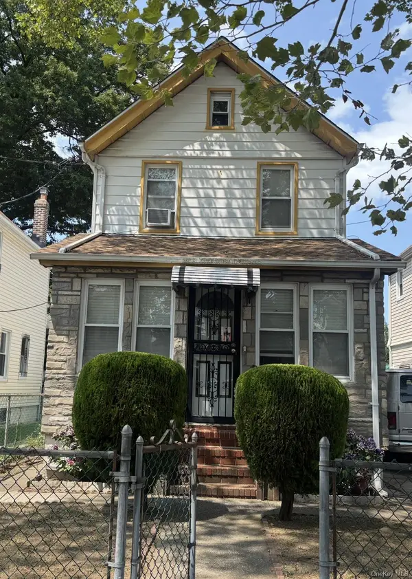 20953 111th Avenue, Queens Village, NY 11429