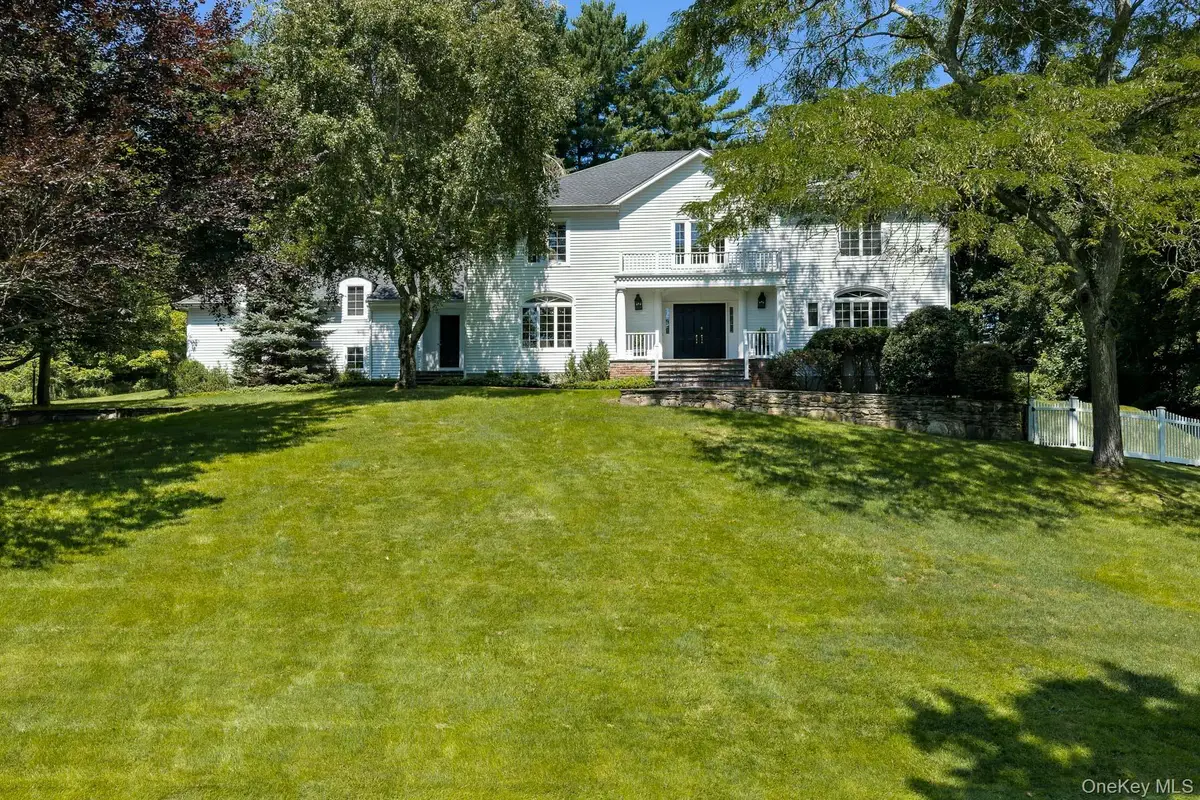 218 Mclain Street, Bedford Corners, NY 10549 - #1
