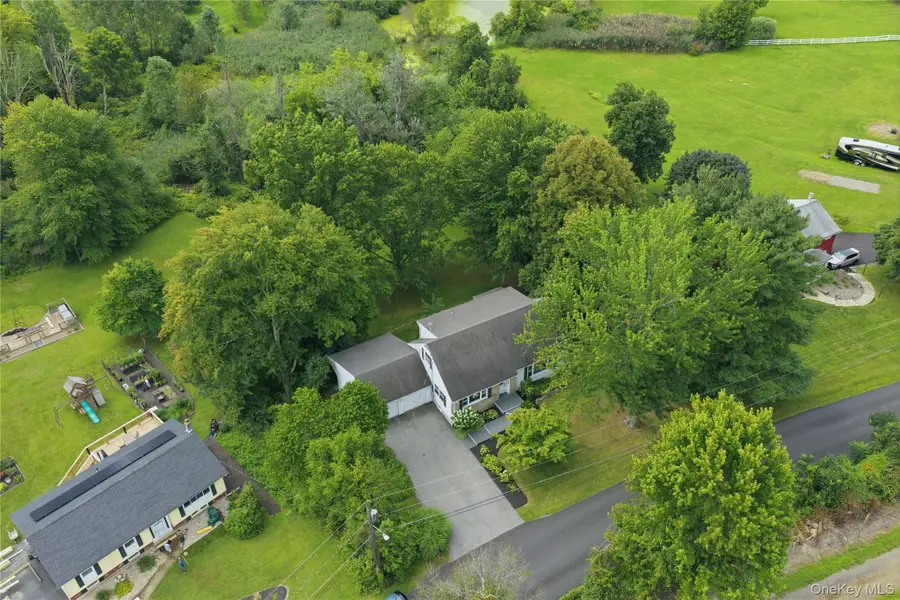 16 Gabriety Road, Highland, NY 12528 - #3