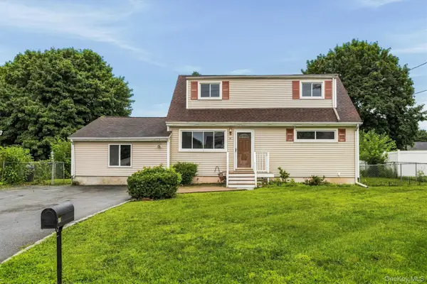 14 Robyn Drive, Monroe, NY 10950