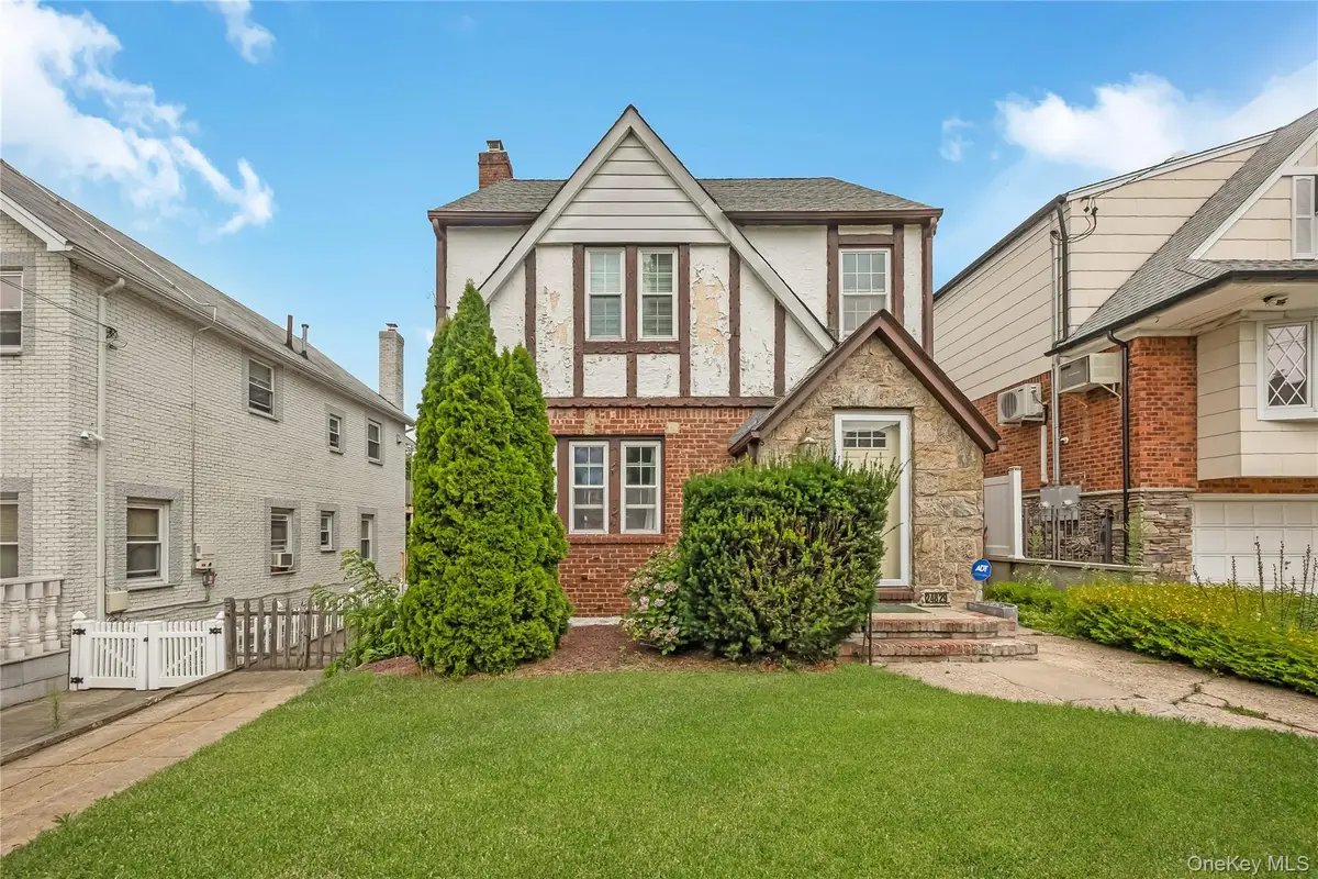 24829 Cambria Avenue, Little Neck, NY 11362 - #1