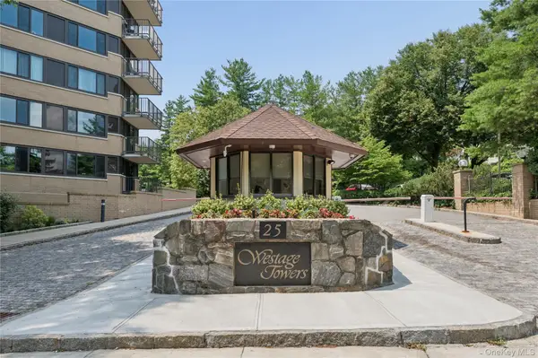 25 Rockledge Avenue #PH11, White Plains, NY 10601