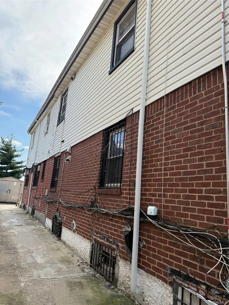 130-16 97th Avenue, South Richmond Hill, NY 11419 - #3