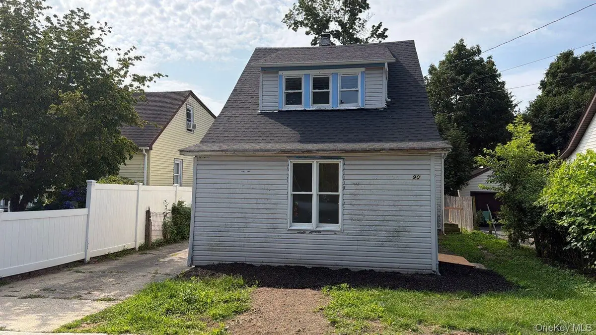 90 E 3rd Street, Huntington Station, NY 11746 - #1