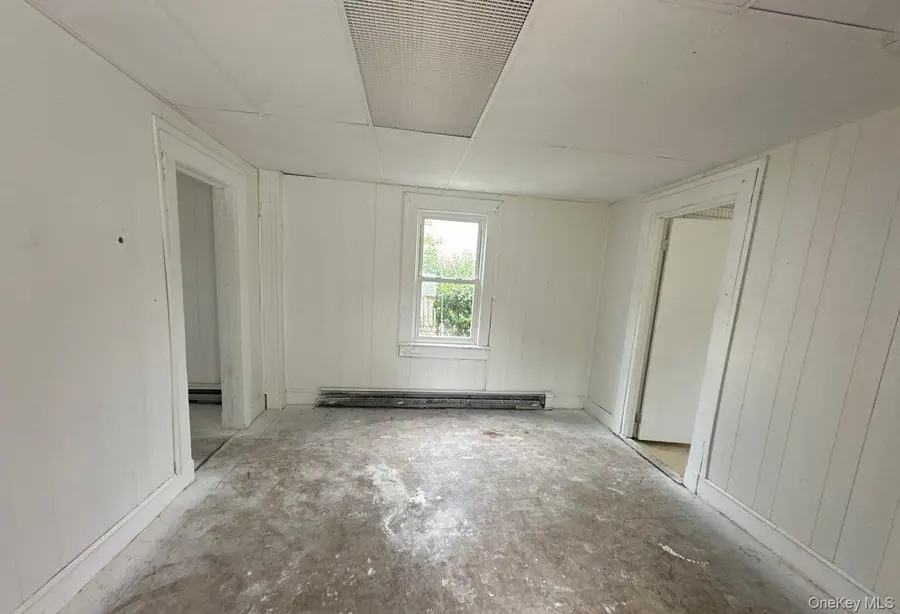 90 E 3rd Street, Huntington Station, NY 11746 - #3