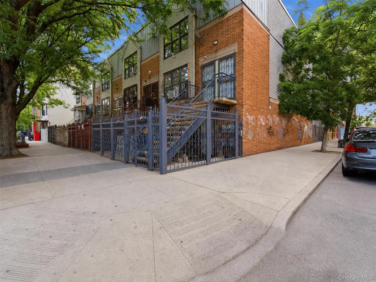 2000 Mapes Avenue, Bronx, NY 10460 - #1