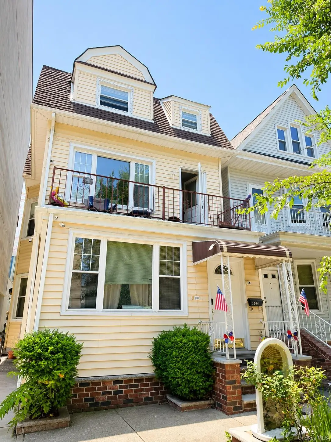 1044 41st, Brooklyn, NY 11219 - #1