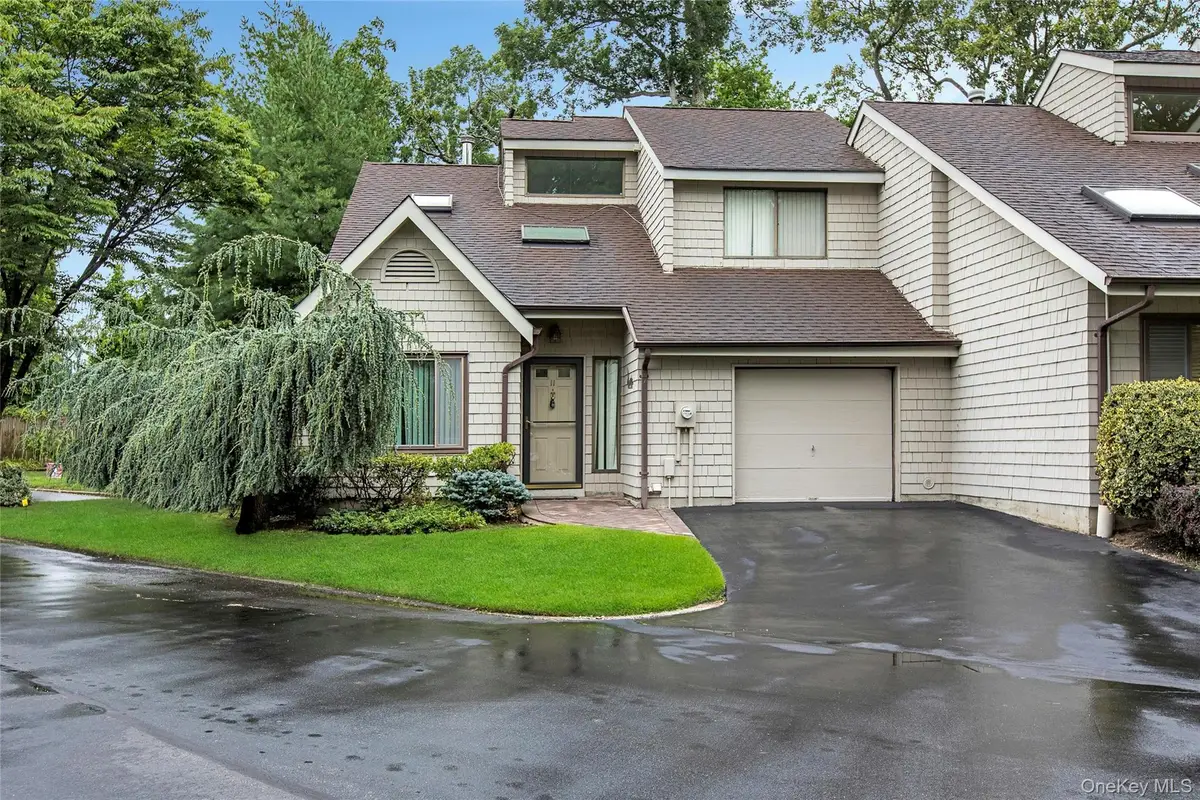 11 Rose Court, East Islip, NY 11730 - #1