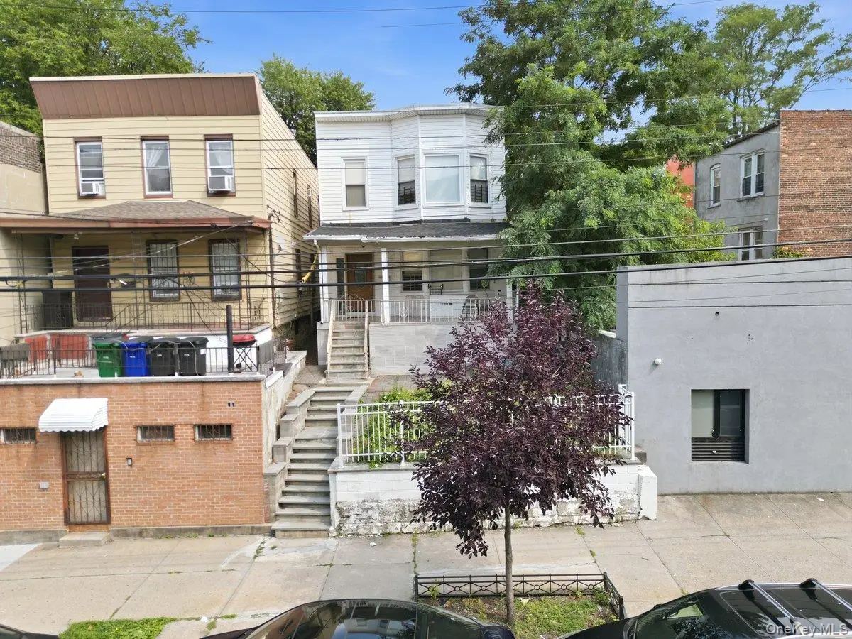 4412 Bronx Boulevard, Bronx, NY 10470 - #1