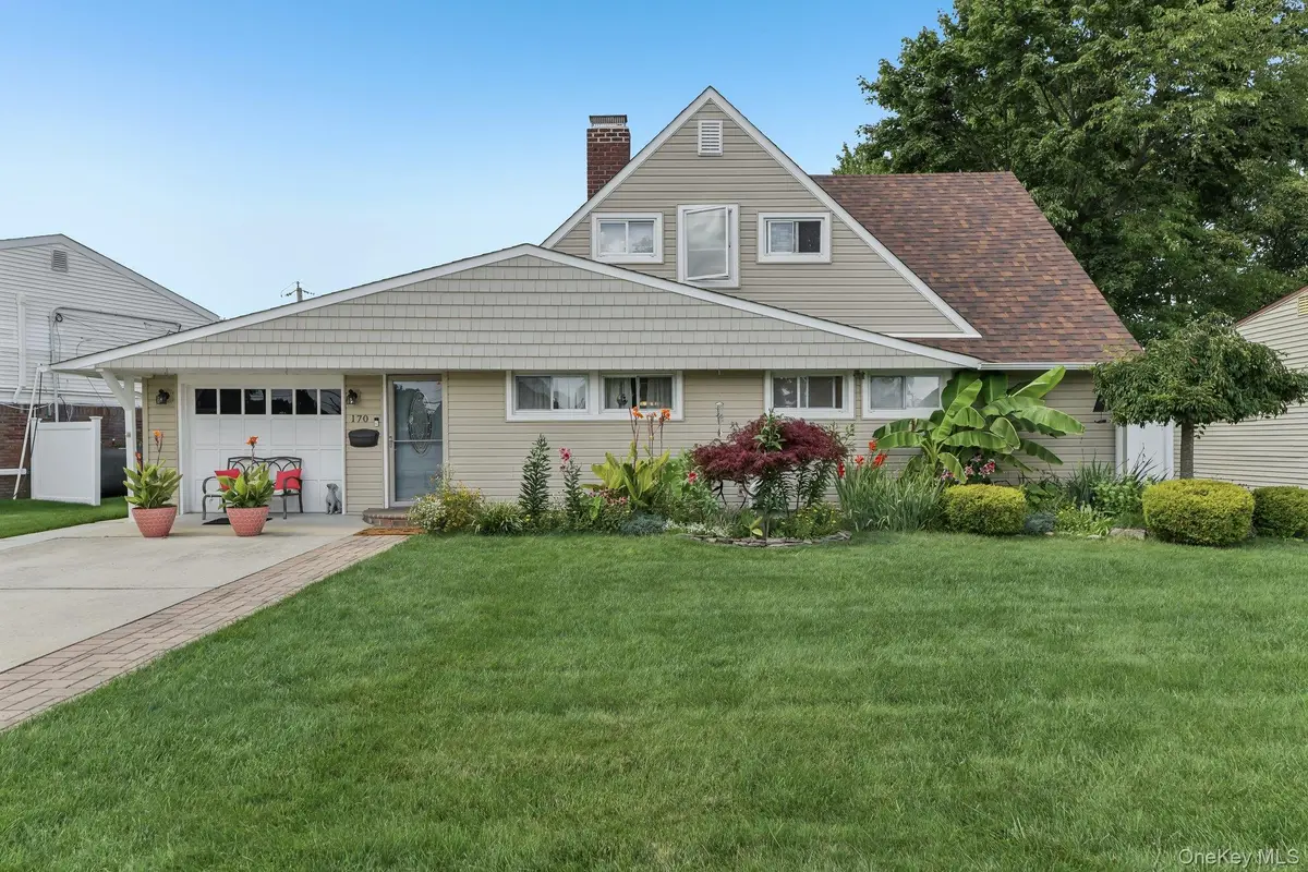 170 Tardy Lane S, Wantagh, NY 11793 - #1