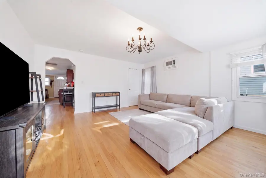 162 Baisley Avenue, East Rockaway, NY 11518 - #3