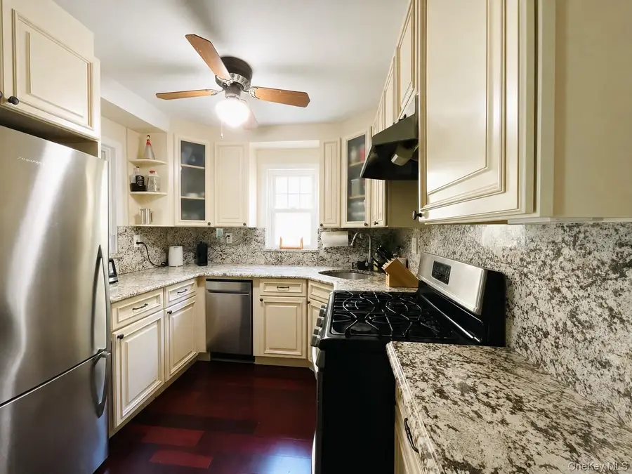 148 Canterbury Road, Williston Park, NY 11596 - #3