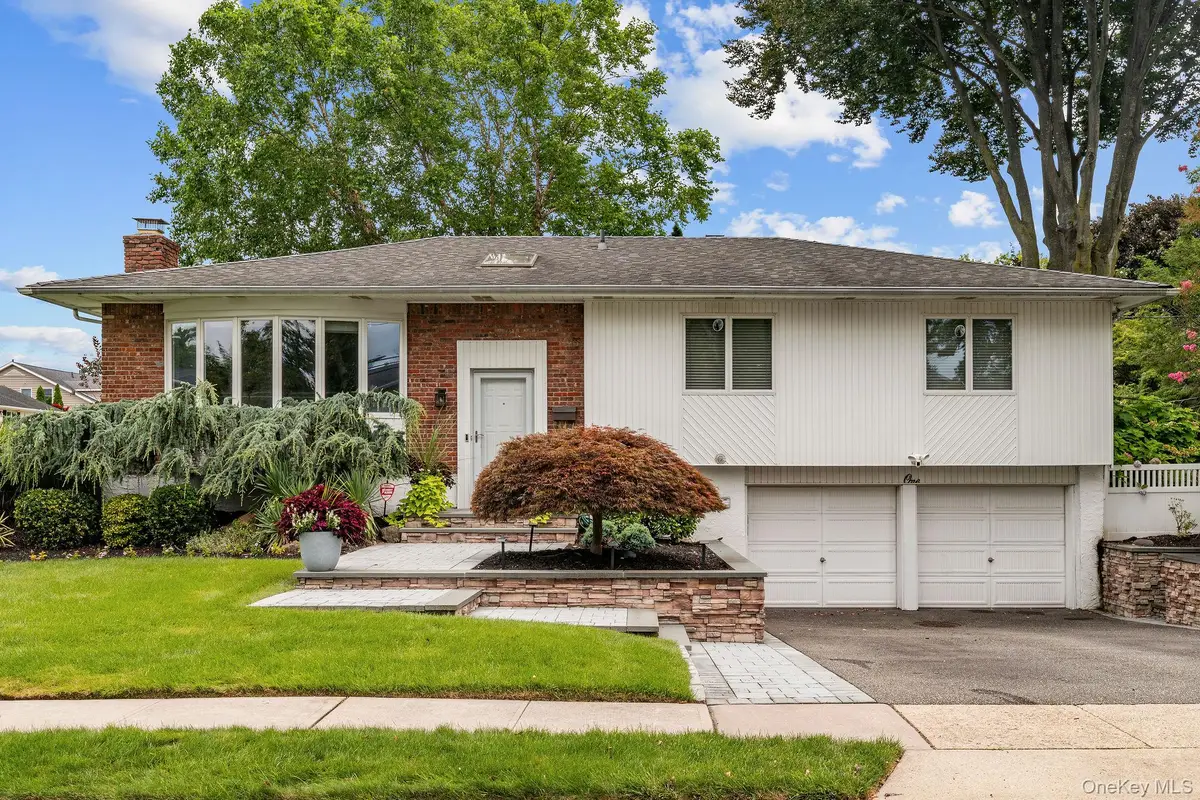 1 Cortland Avenue, Jericho, NY 11753 - #1