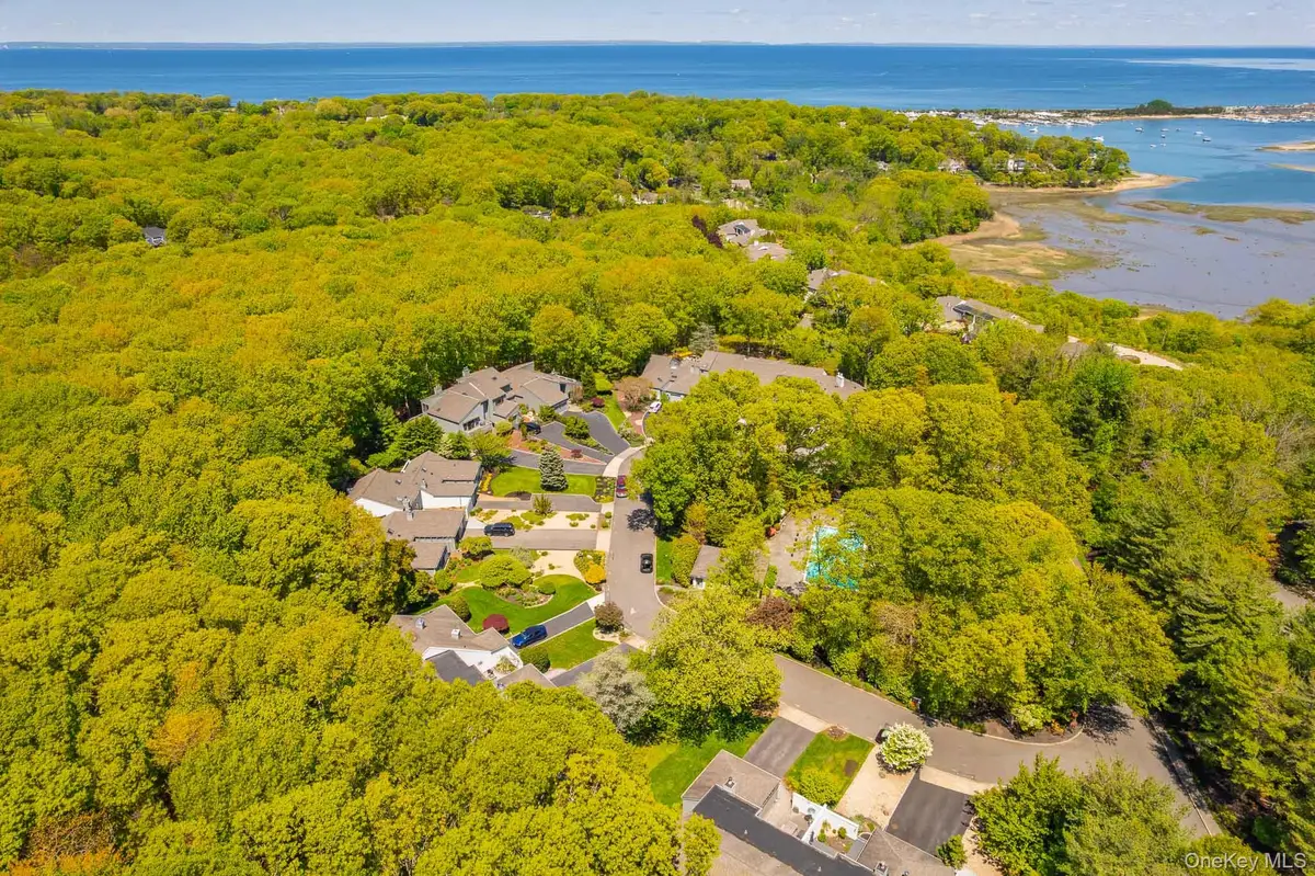 35 Timberline Circle, Port Jefferson, NY 11777 - #1