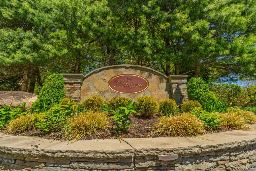 35 Timberline Circle, Port Jefferson, NY 11777 - #2