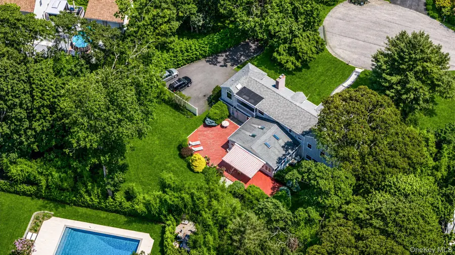 3 Oak Court, Hampton Bays, NY 11946 - #2