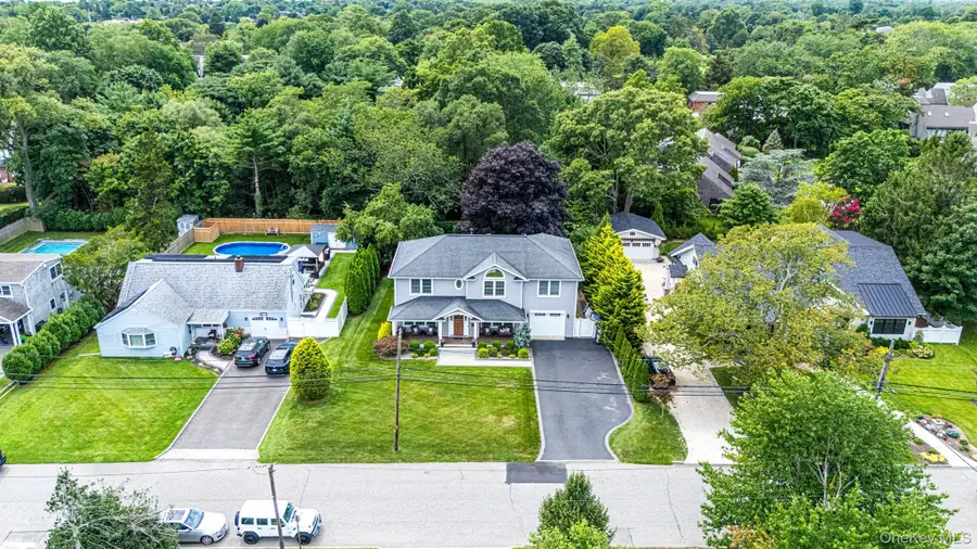 121 Bayway Avenue, Bay Shore, NY 11706 - #2