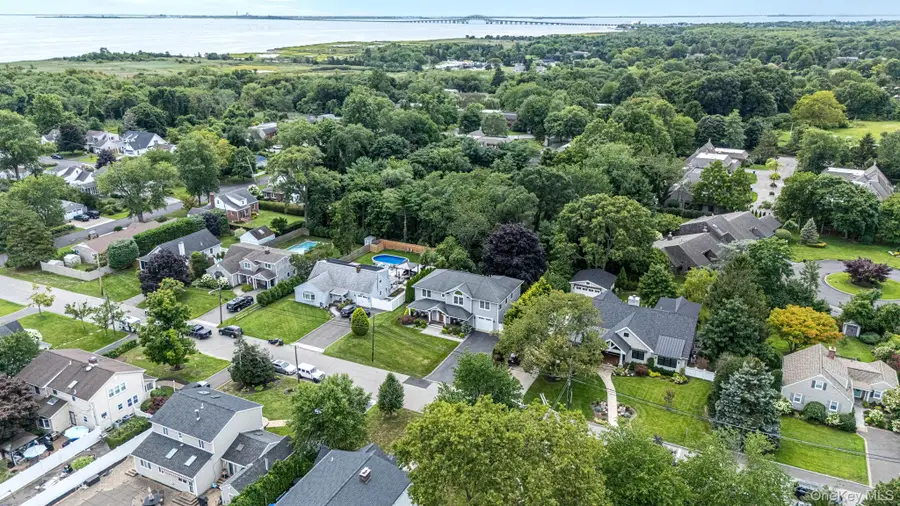 121 Bayway Avenue, Bay Shore, NY 11706 - #3