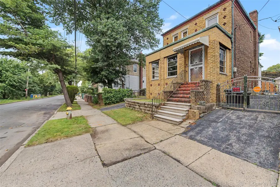 1085 Sackett Avenue, Bronx, NY 10461 - #2
