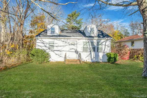 24485 Main Road, Mattituck, NY 11935