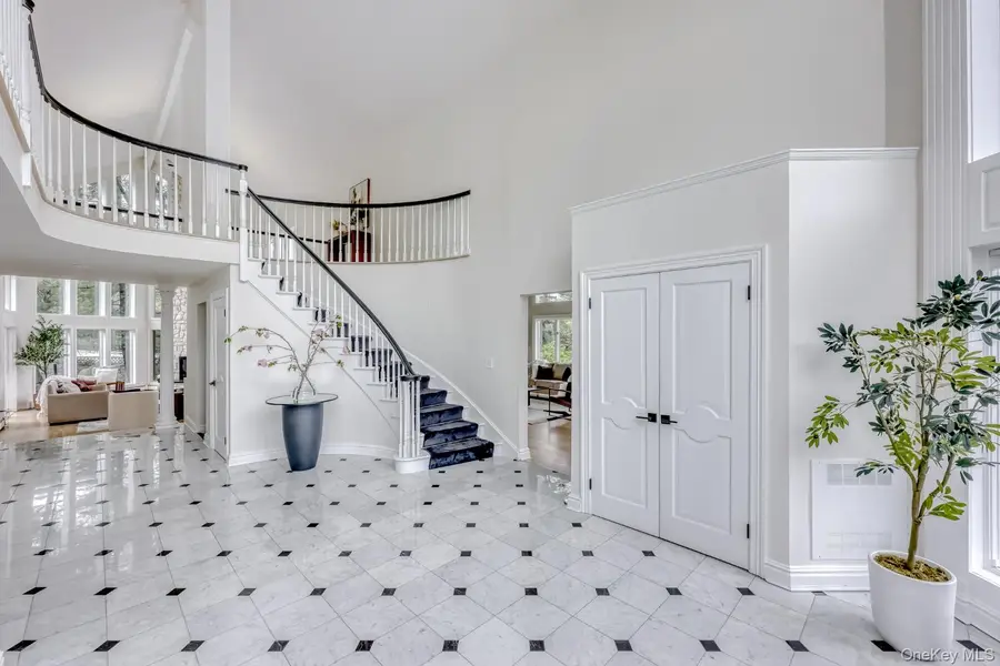 38 Roberts Road, New City, NY 10956 - #3